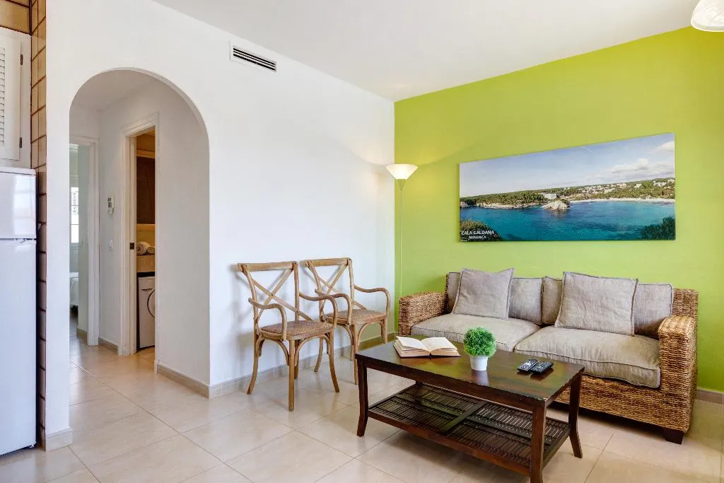APARTMENT TWO BEDROOMS Room, Son Bou Playa Gold, Menorca