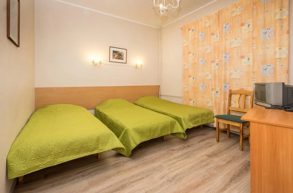 TRIPLE STANDARD Room, Lillekula Hotel, Tallinn
