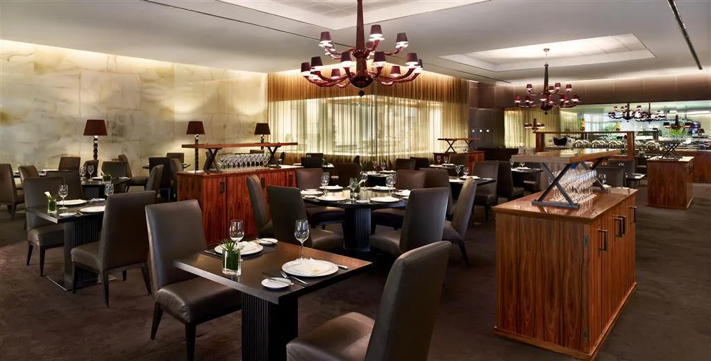 Restaurant, Sheraton Lisboa Hotel & Spa, Lisbon