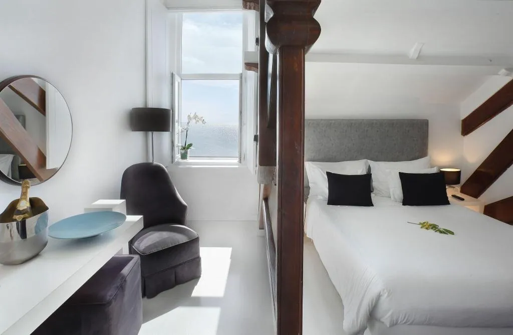 TWIN SEA VIEW Room, Hotel Farol, Lisbon