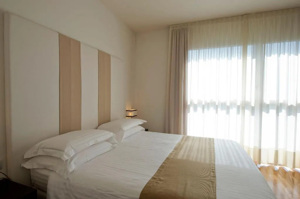 SUITE DELUXE Room, Eden Rock Resort, Florence