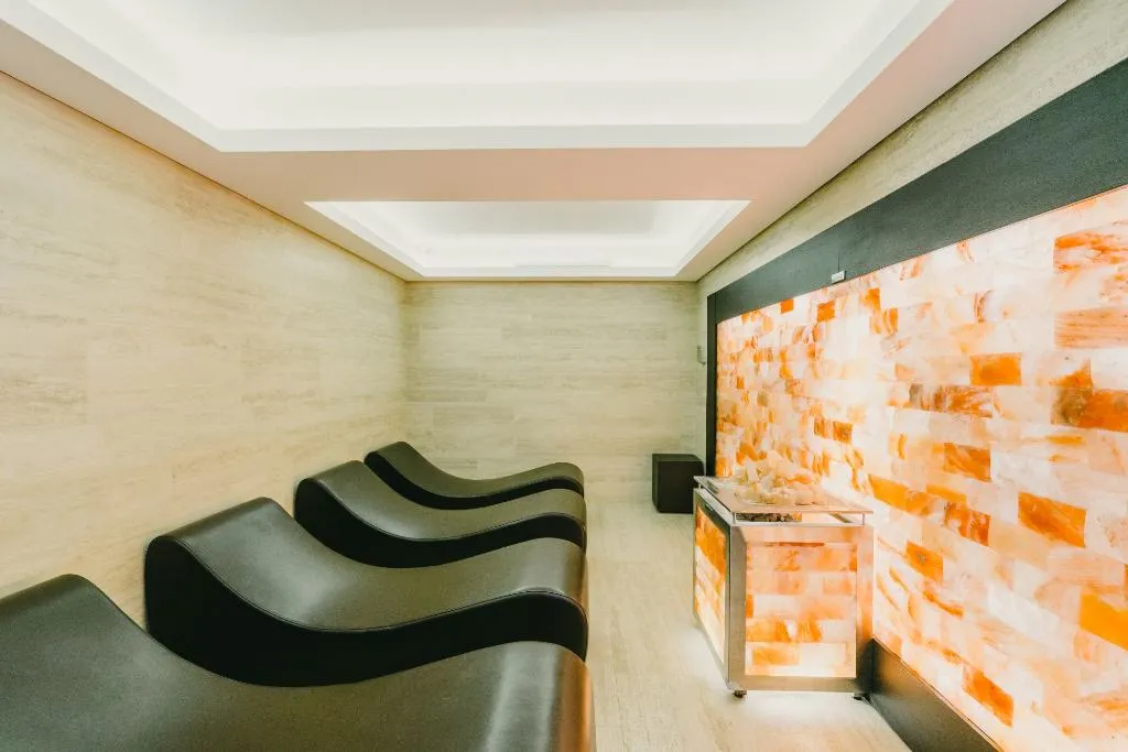 Sports and Entertainment, Hotel La Palma, Milan
