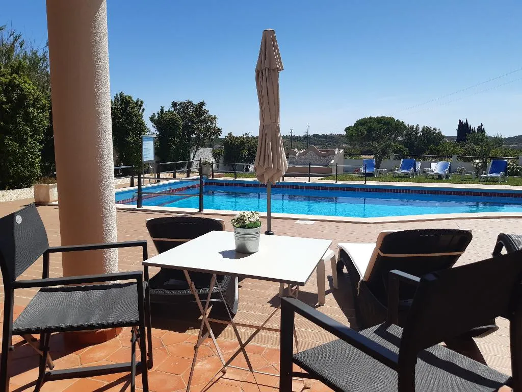 Double or Twin POOL VIEW Room, Casa Rosa Montes, Algarve
