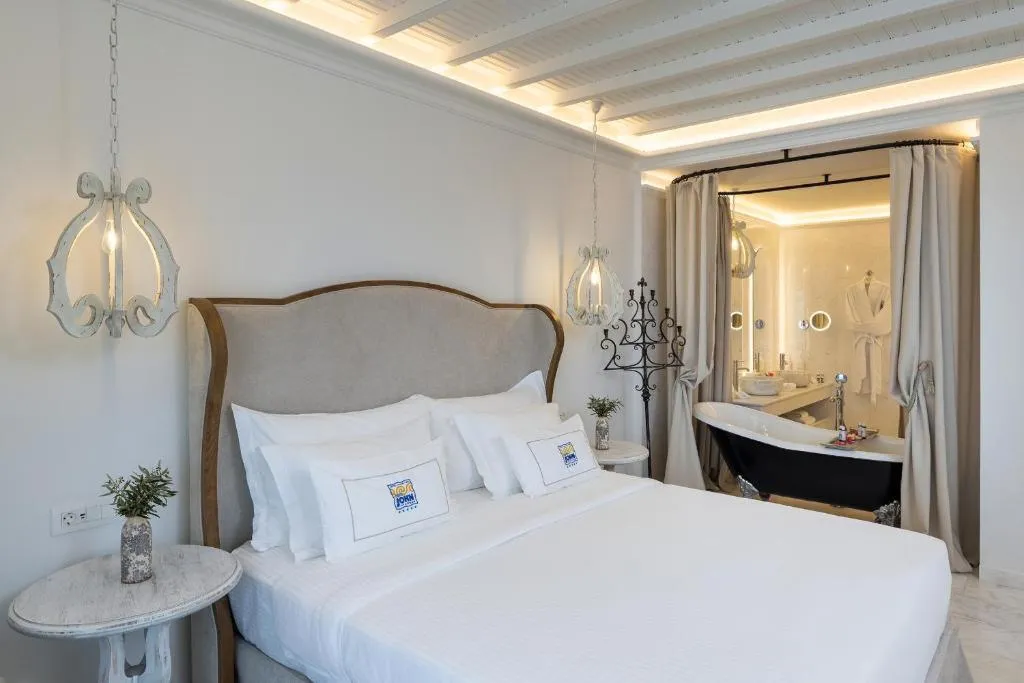 JUNIOR SUITE DELUXE SEA VIEW Room, Saint John Hotel Villas & Spa, Mykonos