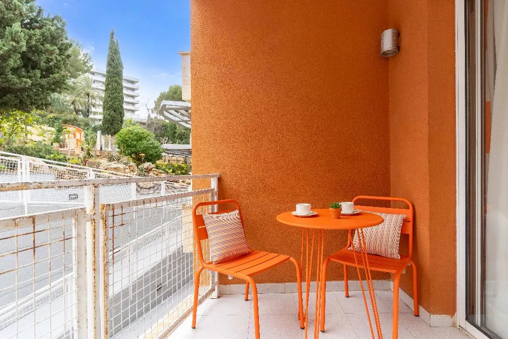 TRIPLE COMFORT Room, Hesperia Mallorca, Majorca