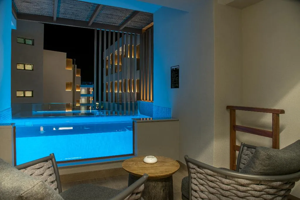 SUITE WITH PRIVATE POOL Room, AKASHA Beach Hotel and Spa, Crete
