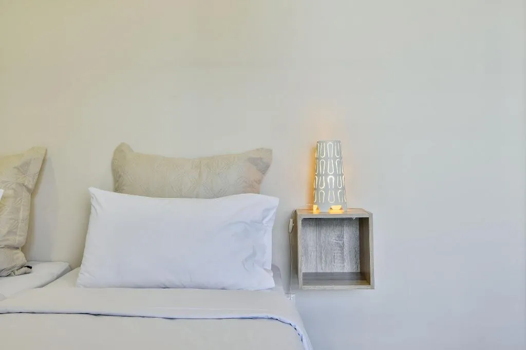 Room, Athens Way Lofts, Athens