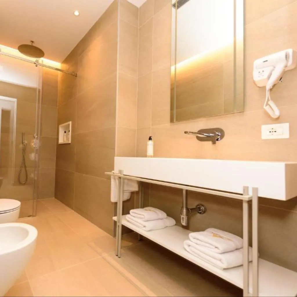 DOUBLE WITH BALCONY Room, Navy Hotel, Kavaje