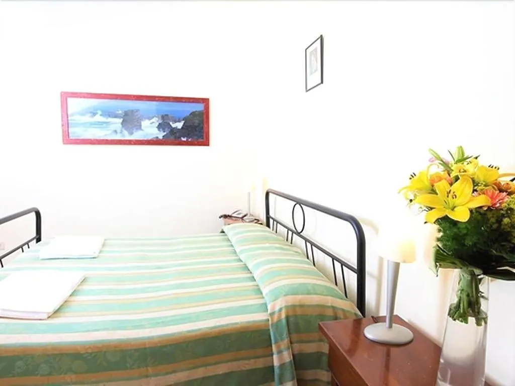 Room, Santa Francesca Romana a Ponte Rotto - Casa per Fe, Rome