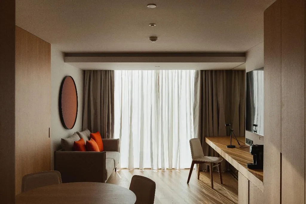SUITE EXECUTIVE CITY VIEW Room, Lumen Hotel and The Lisbon Light Show, Lisbon