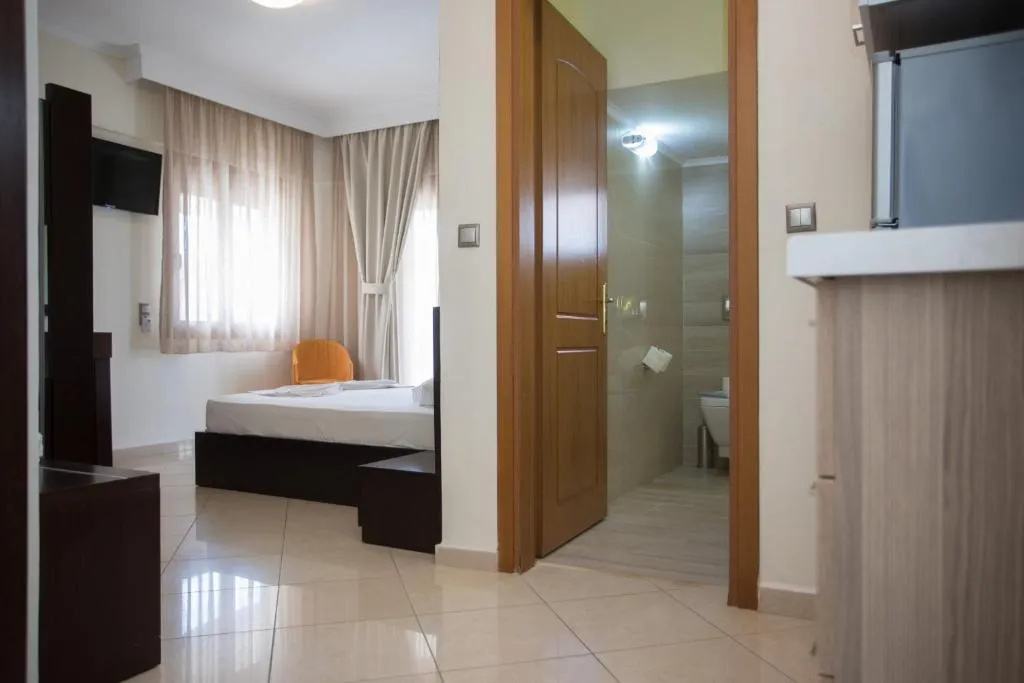 STUDIO CLASSIC Room, Villa Amalia Sun Beach, Thessaloniki