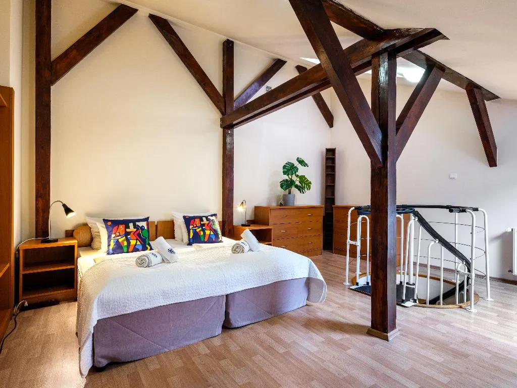 STUDIO TWO BEDROOMS Room, Kosmopolita Rooms & Apartments, Krakow