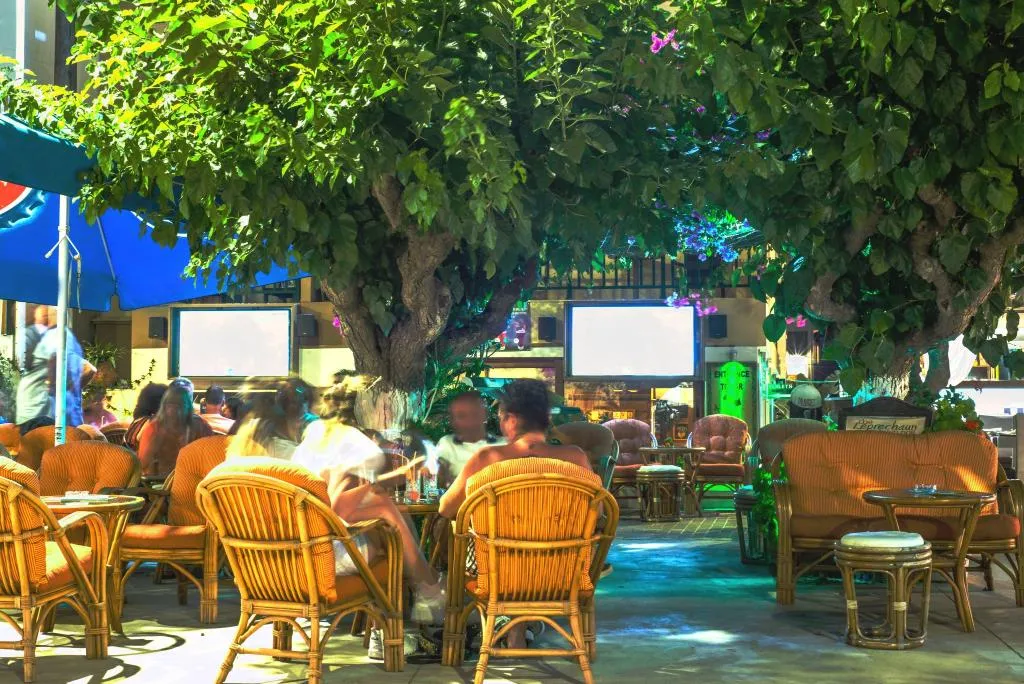 Lobby, Stefania Studios, Crete