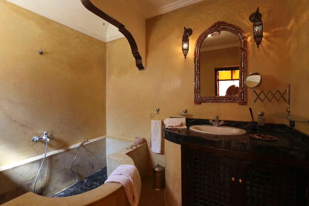 SUITE DELUXE Room, Riad Mille Et Une Nuits, Marrakech
