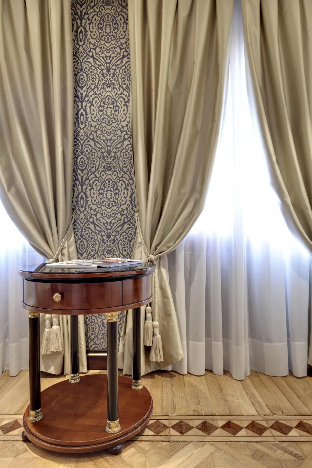 JUNIOR SUITE STANDARD Room, Dona Palace, Venice