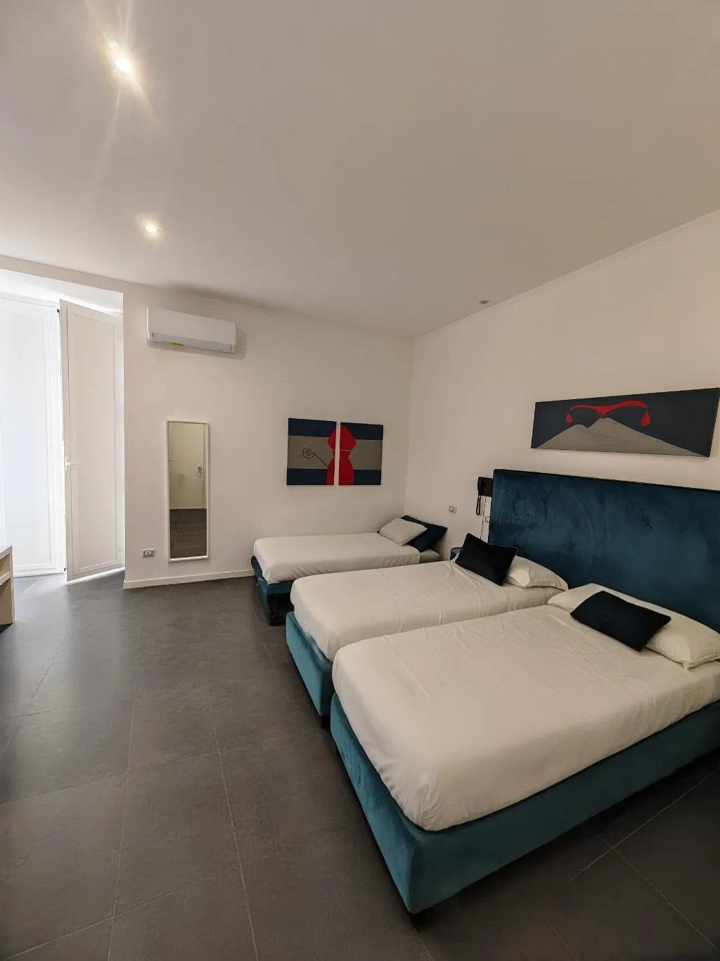 TRIPLE STANDARD Room, Art Street Hotel, Naples