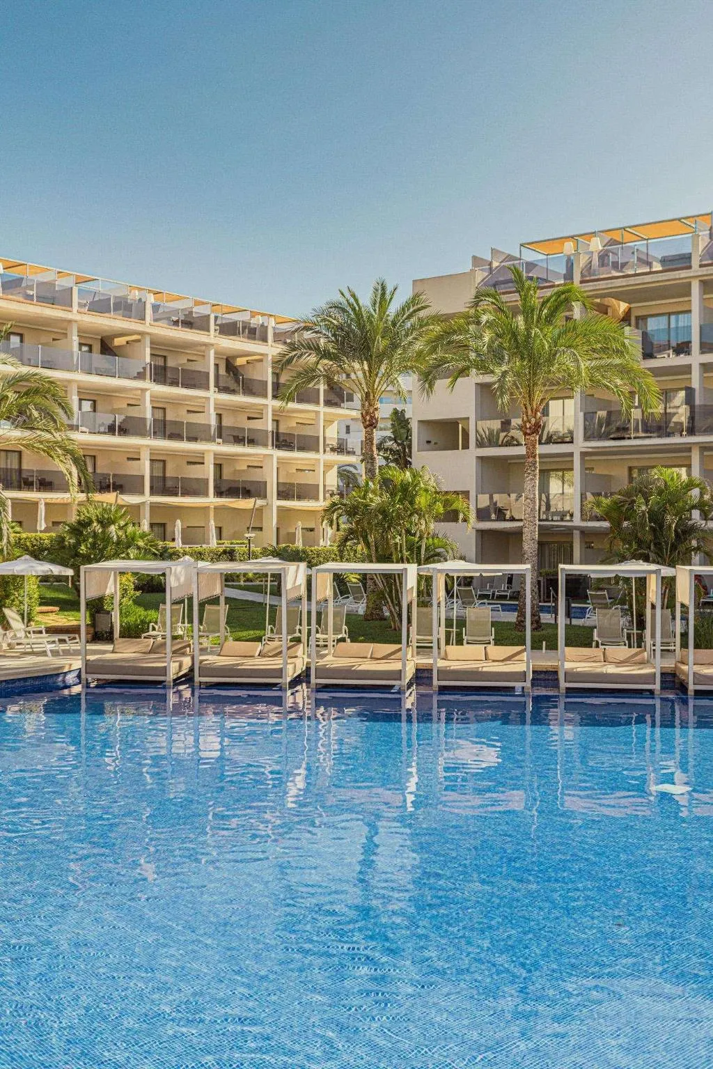Pool, Zafiro Palace Palmanova, Majorca
