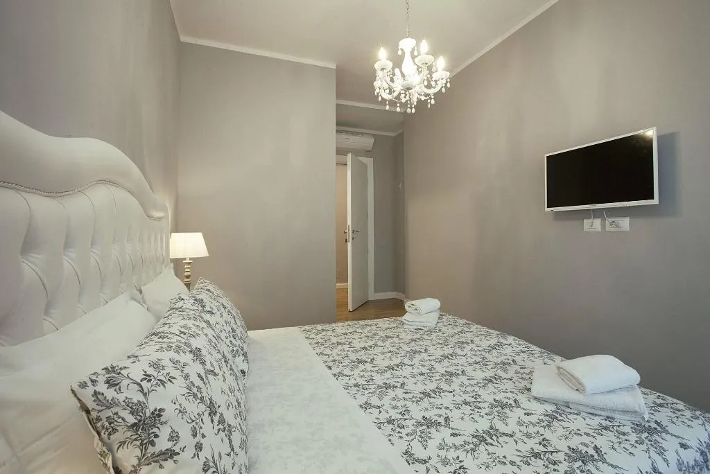Room, B B La Nannina, Florence