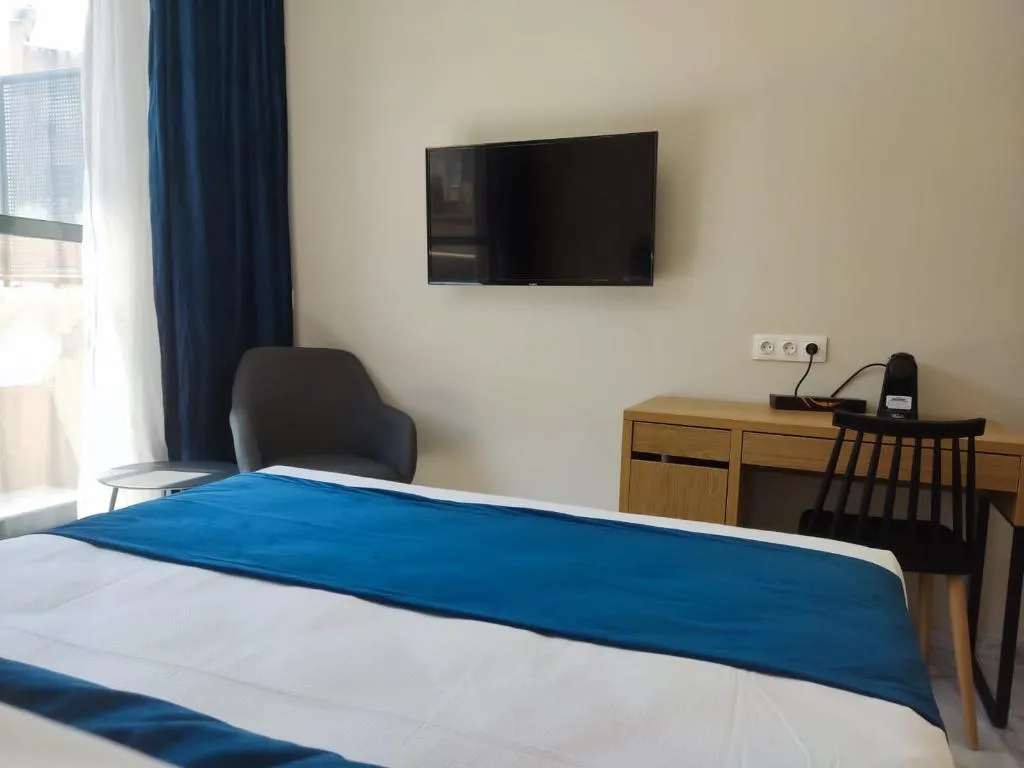 DOUBLE DELUXE WITH JACUZZI Room, Trendy By Athens Prime Hotels, Athens