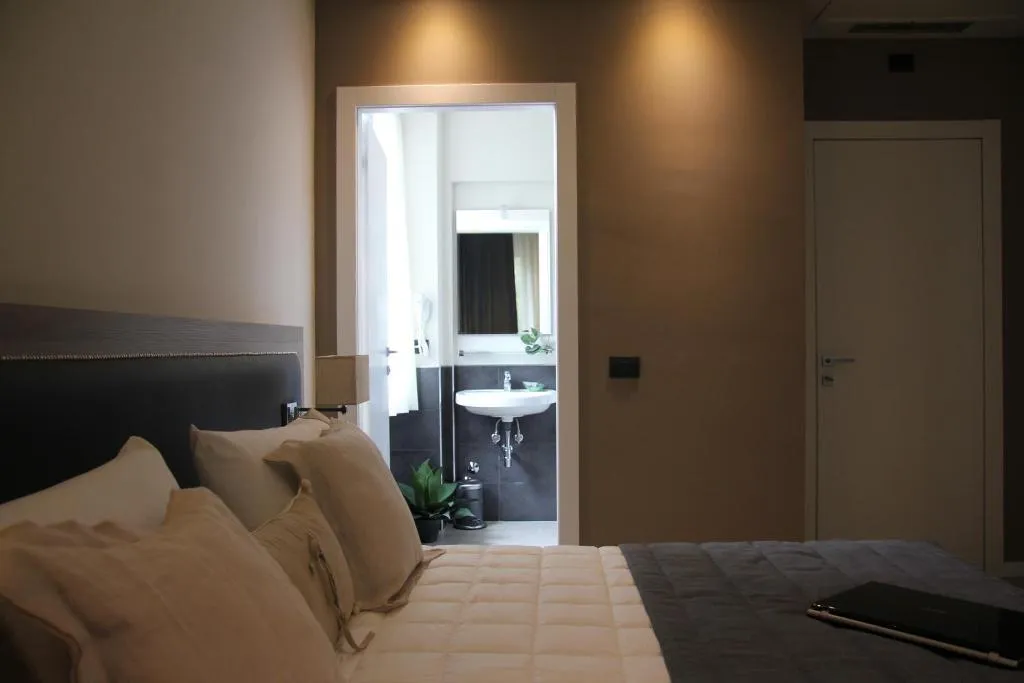 General view, Hotel Zara Milano, Milan