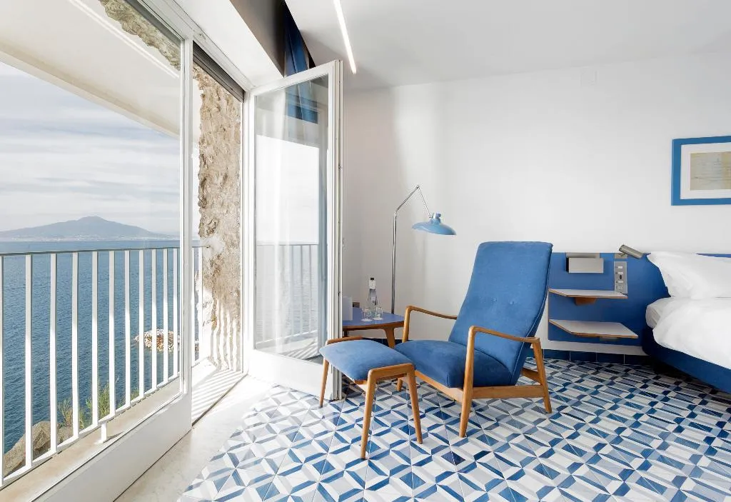 DOUBLE SUPERIOR Room, Parco Dei Principi, Naples