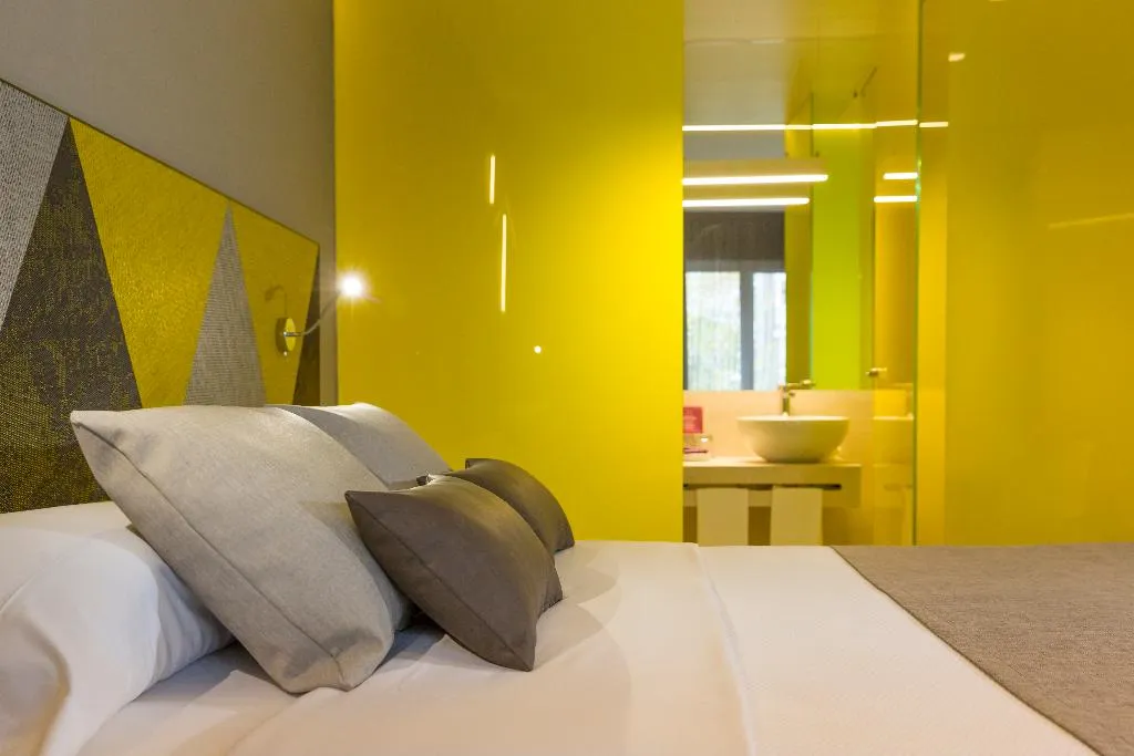 SINGLE STANDARD Room, Macia Sevilla Kubb, Seville