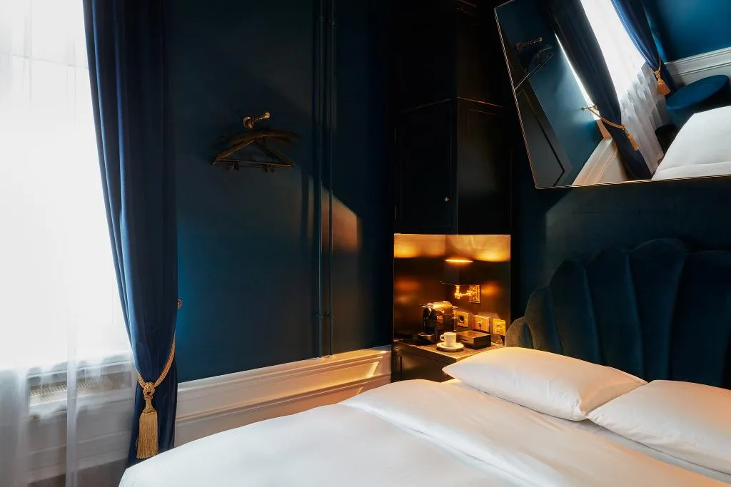 DOUBLE STANDARD Room, Provocateur, Berlin, a part of Sircle Collection, Berlin