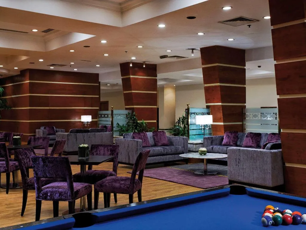 Bar, Movenpick Cairo Media City, Cairo