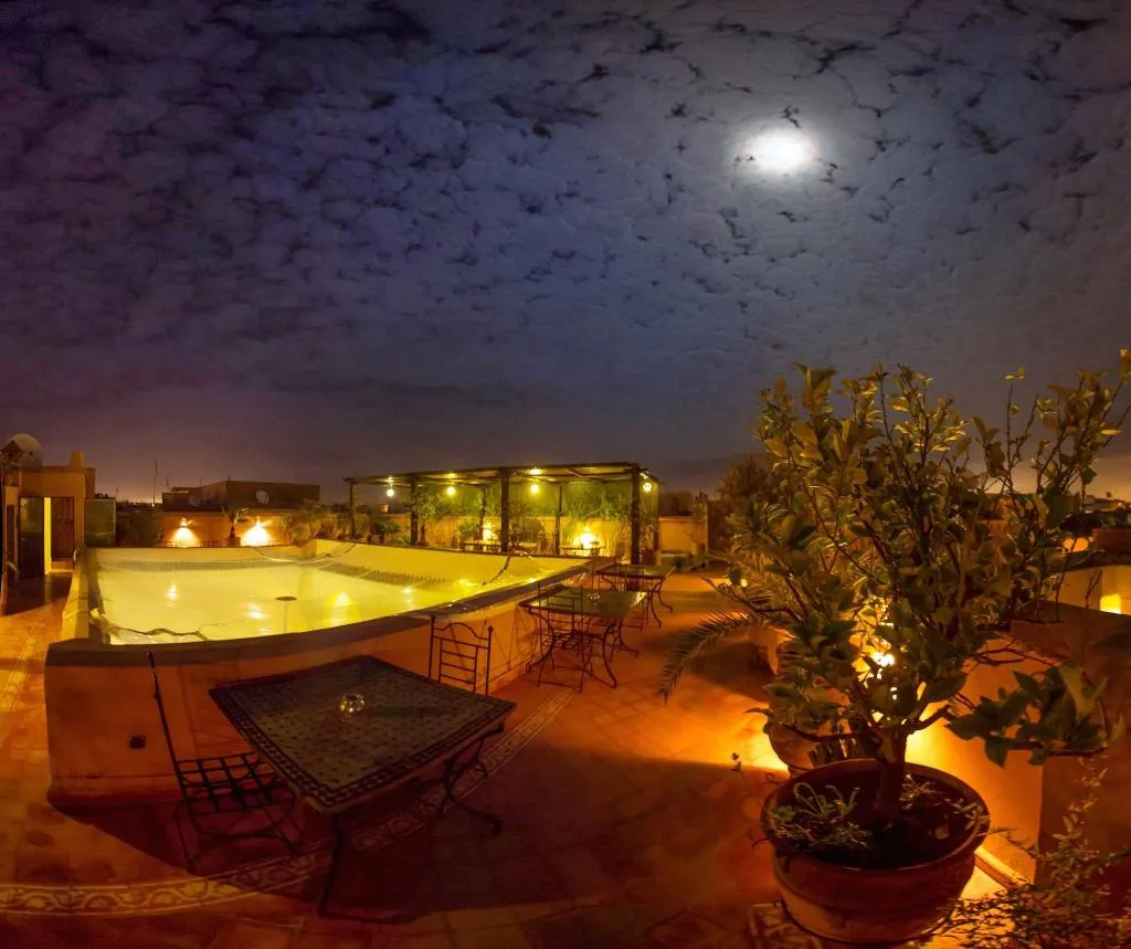 Terrace, Riad Dar Dialkoum, Marrakech