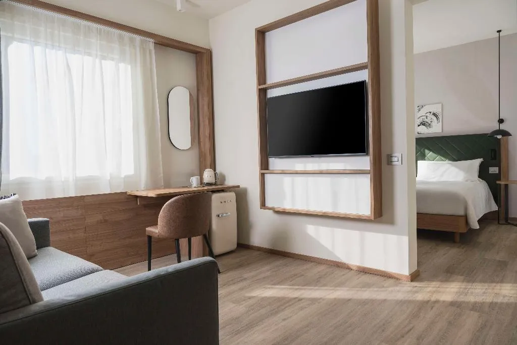 SUITE KING BED ONE BEDROOM  Room, Hilton Garden Inn Padova City Centre, Venice