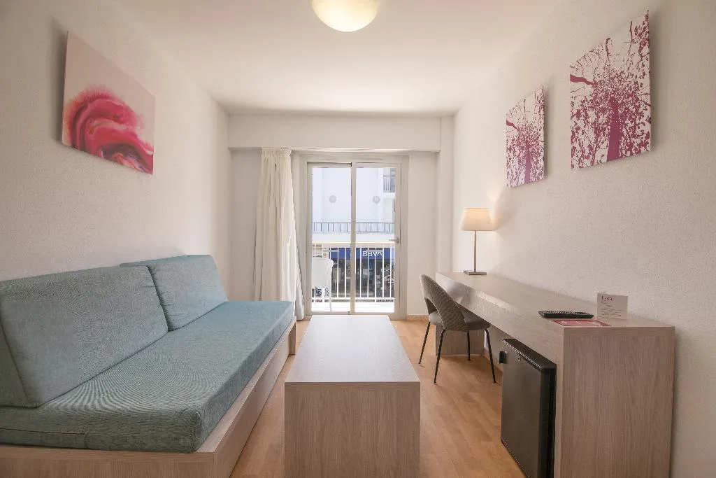 Double or Twin WITH BALCONY Room, JS Sol Can Picafort, Majorca
