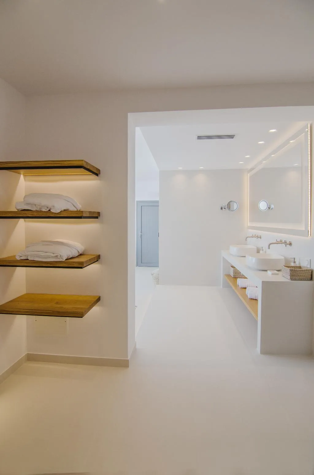DOUBLE SUPERIOR Room, Lofos Village, Santorini