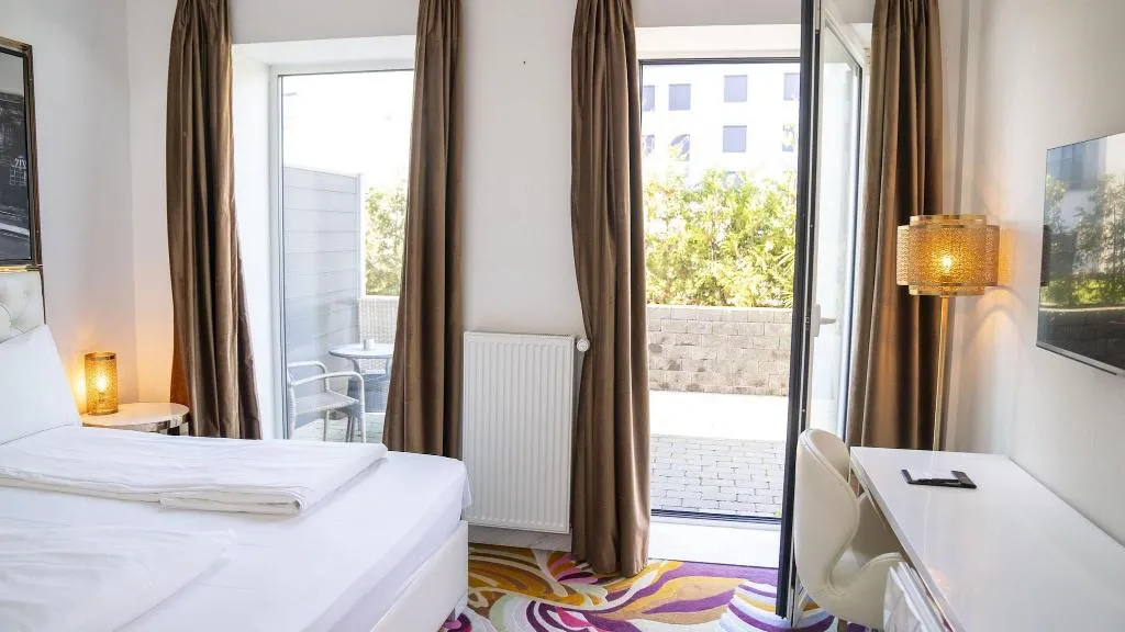 DOUBLE GARDEN VIEW Room, A Hotels Glostrup, Copenhagen