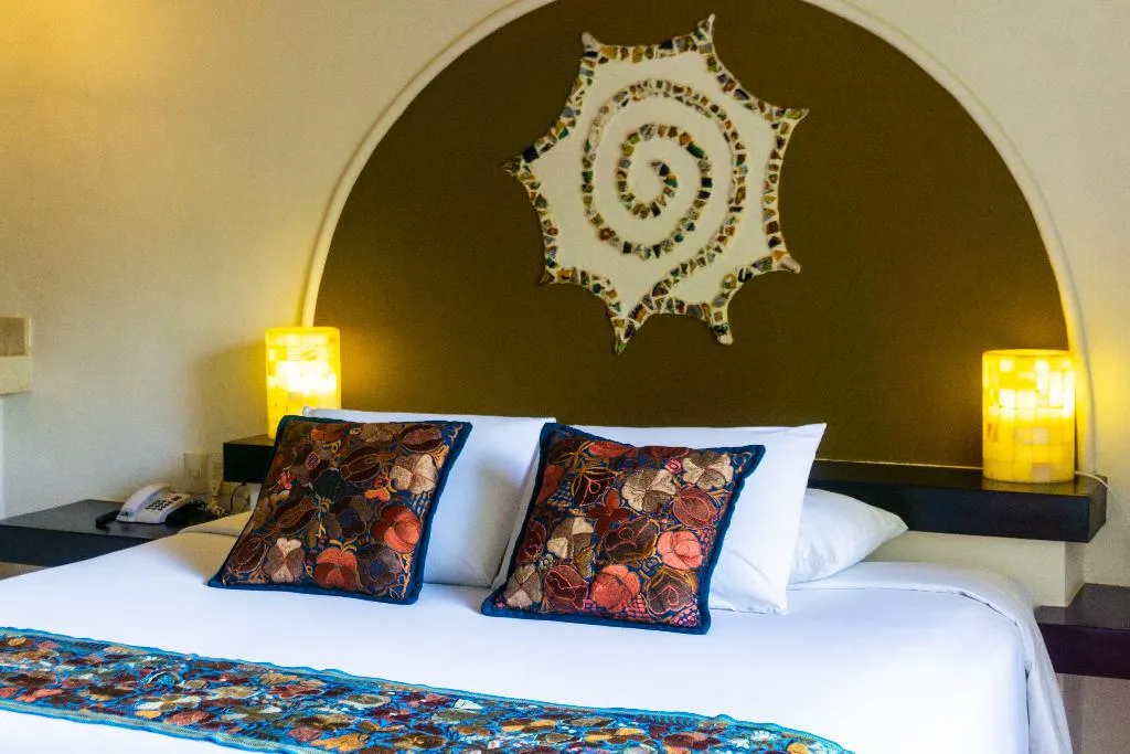 JUNIOR SUITE SUPERIOR KING BED Room, Riviera del Sol, Playa Del Carmen
