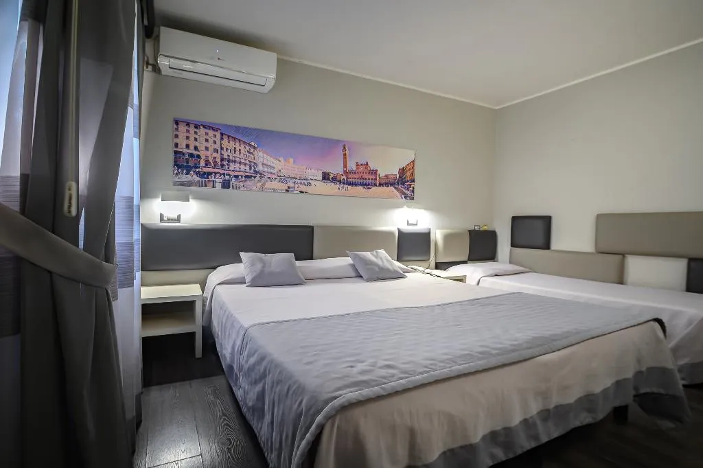 TRIPLE DELUXE WITH TERRACE Room, Relax Hotel Acquaviva - Tuscany Hills, Florence
