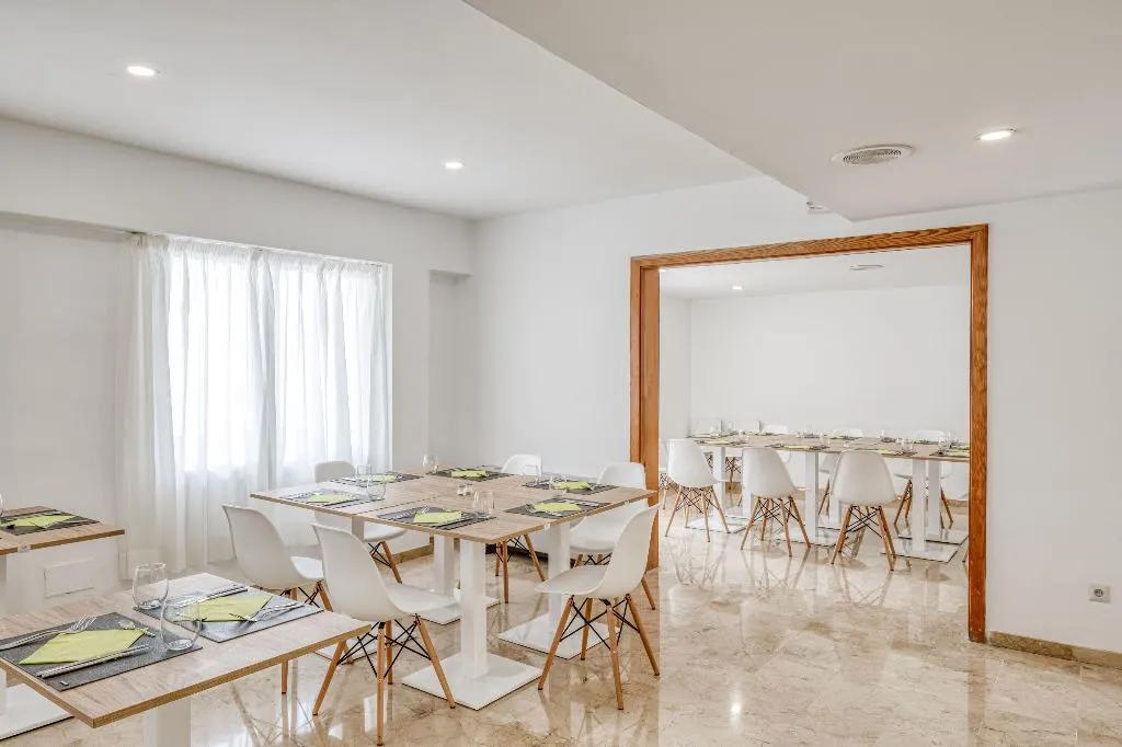Restaurant, Hotel Tora, Majorca