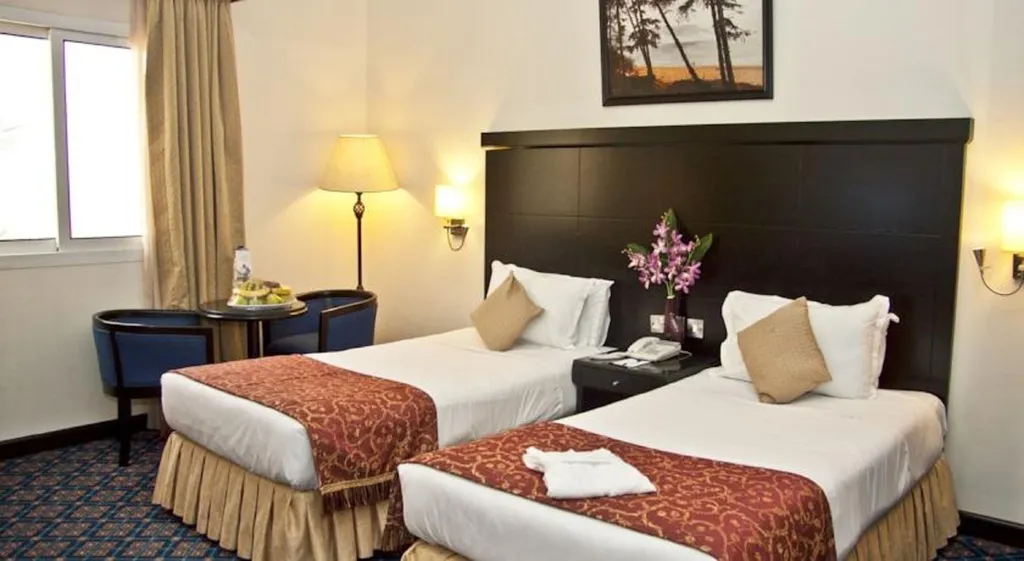 Double or Twin STANDARD Room, Regent Beach Resort Jumeirah, Dubai