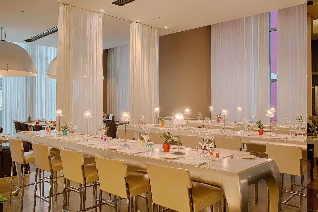 Restaurant, nhow Milano, Milan