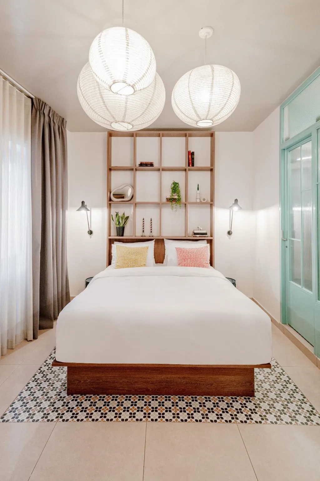 DOUBLE WITH VIEWS Room, Next Door Athens, Athens