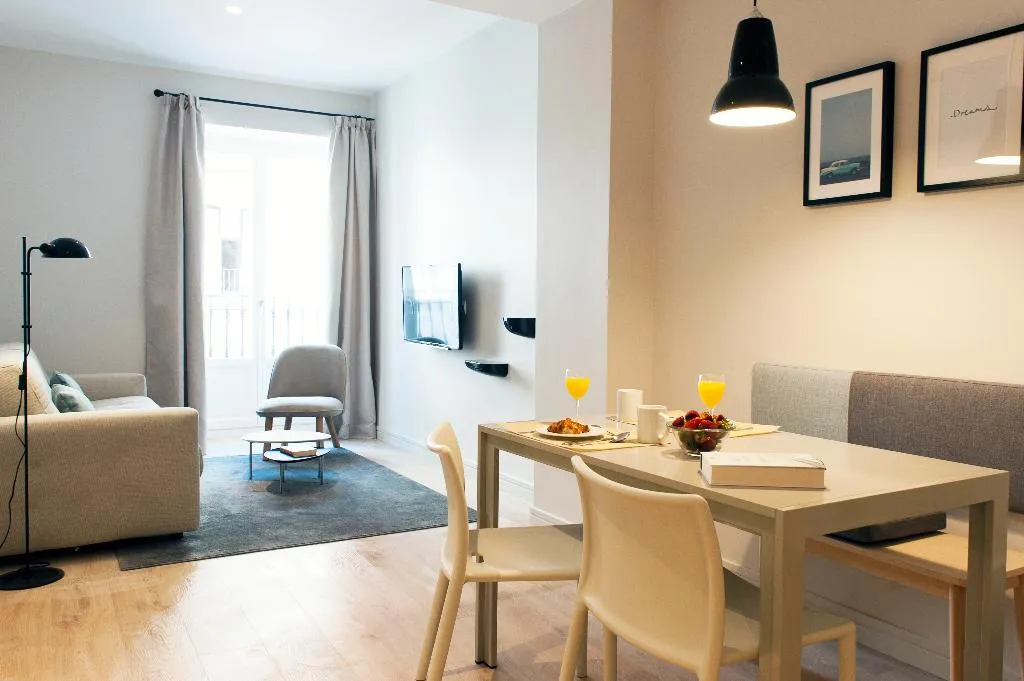 Room, MH Apartments Central Madrid, Madrid