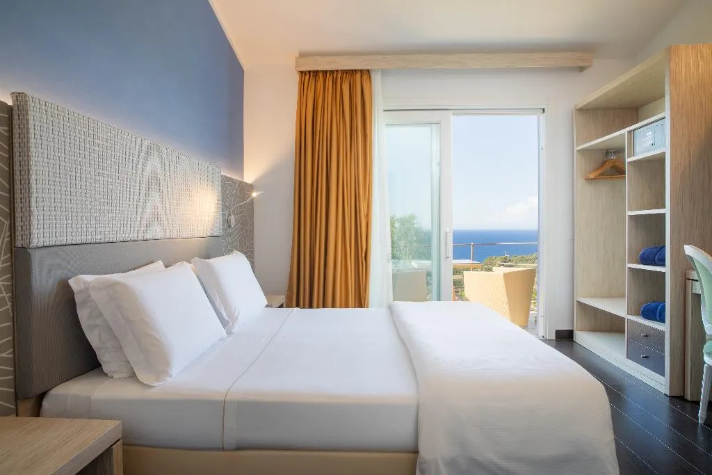 DOUBLE CLASSIC Room, Bajaloglia Resort, Alghero
