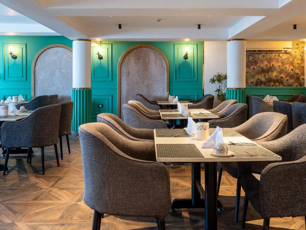 Restaurant, Panorama Ramsis Hotel & Cafe, Cairo