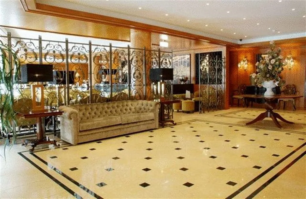 Lobby, Moliceiro, Porto