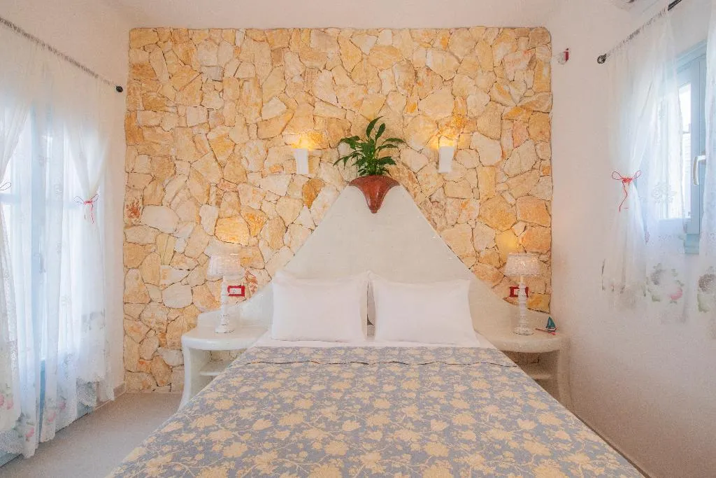 Room, Starlight Luxury Seaside Villa & Suites, Santorini