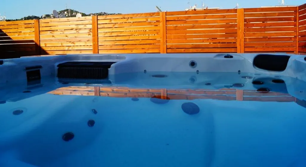 Pool, Norai, Costa Brava