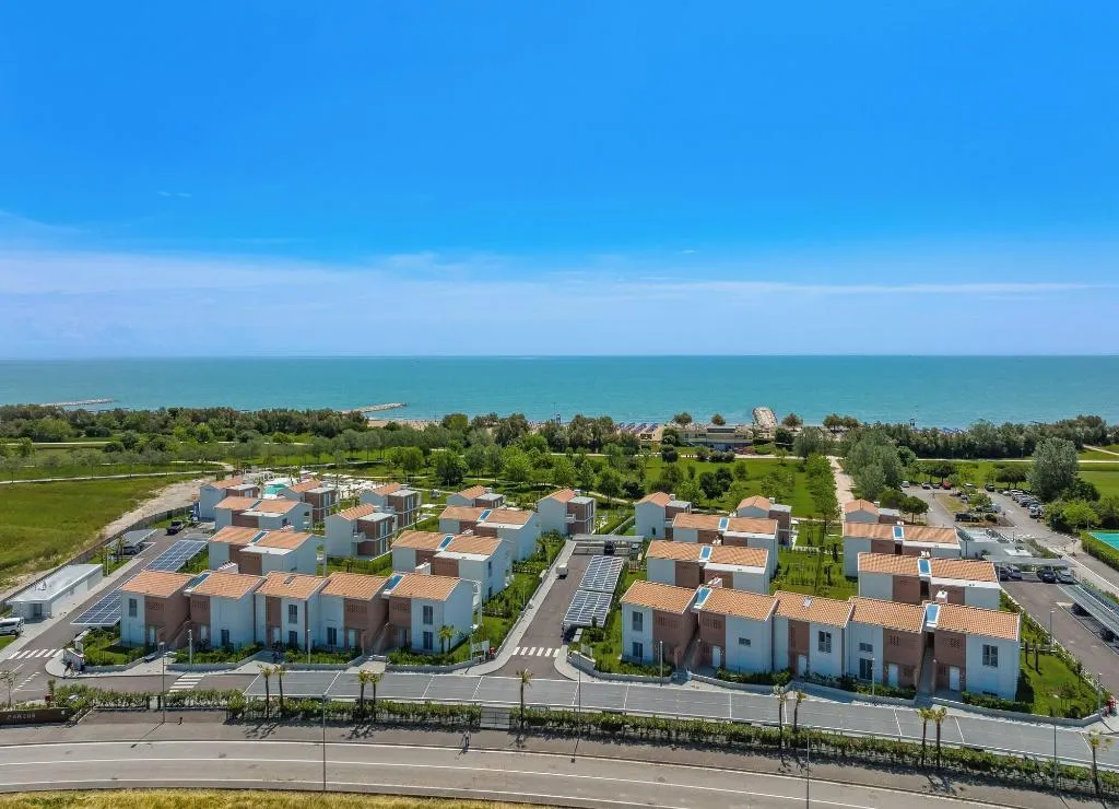General view, Pareus Beach Resort, Venice