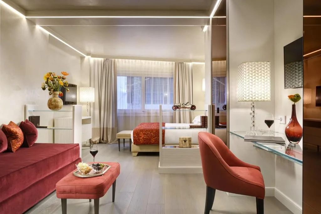 DOUBLE SUPERIOR KING BED Room, Ponte Vecchio Suites & Spa, Florence