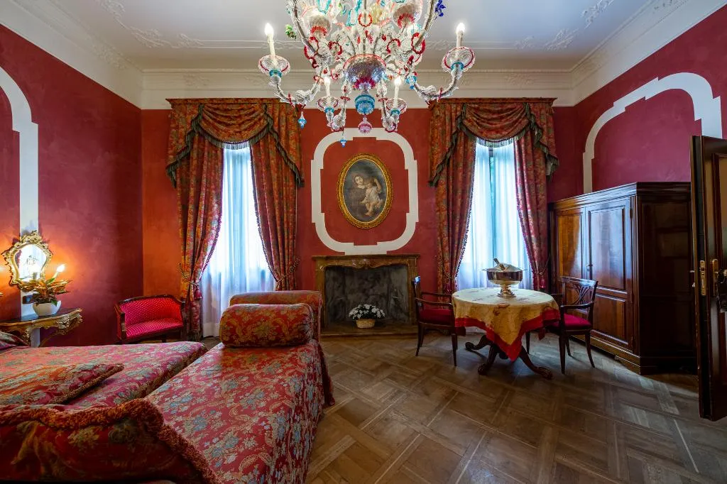 QUADRUPLE STANDARD Room, San Moise, Venice