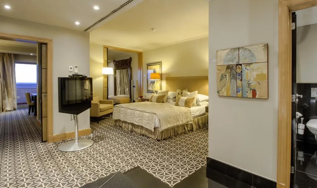 Room, Royal Savoy Madeira, Madeira