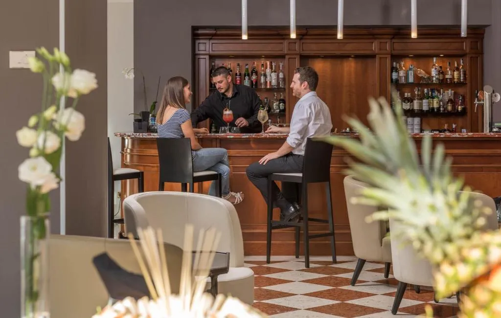 Bar, Shg Hotel de la Ville, Venice